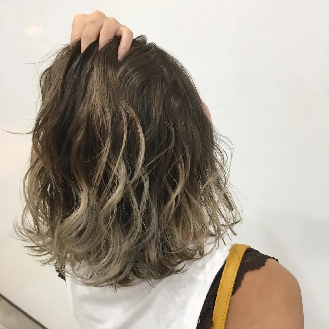 ショート レイヤーカット Rubik's江坂 ルービックえさかのヘアスタイル