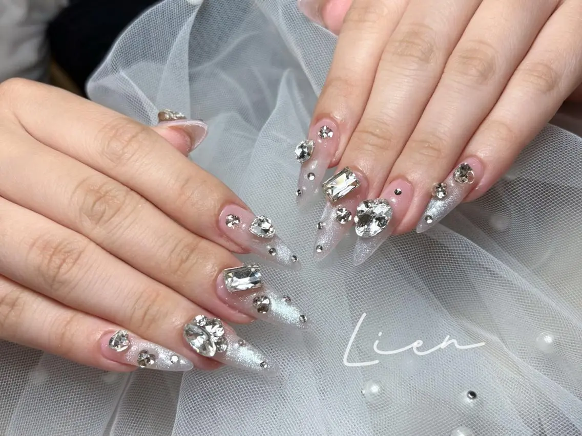ネイル 👛Lien nails🎀のネイルデザイン