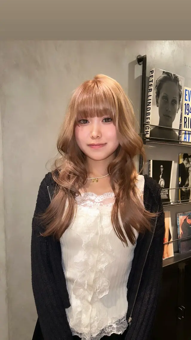 ロング カラー カット ヘアカラー トリートメント タナカ カナ🫧のヘアスタイル