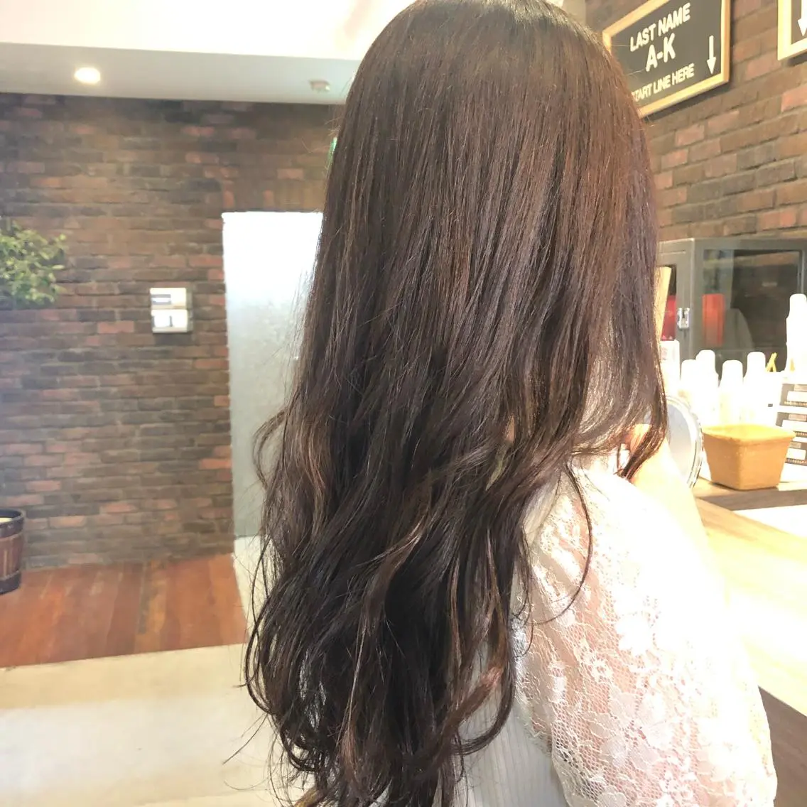ロング ZAZA ASAMIのヘアスタイル