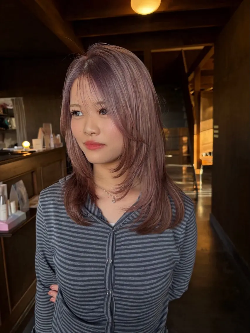 セミロング カラー ハイトーンカラー ピンクカラー パーマ/ゆるふわボブ デザインカラー/堀本のヘアスタイル