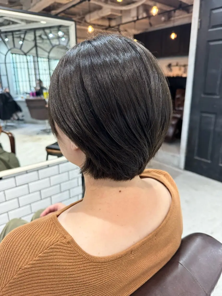 セミロング カラー 髪質改善/縮毛矯正/ 艶髪/春山良太のヘアスタイル
