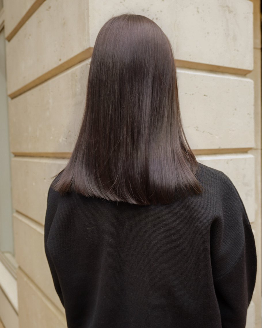 ミディアム カラー カット ヘアカラー トリートメント 切りっぱなしヘアボブ ミディアムヘアRYOのヘアスタイル