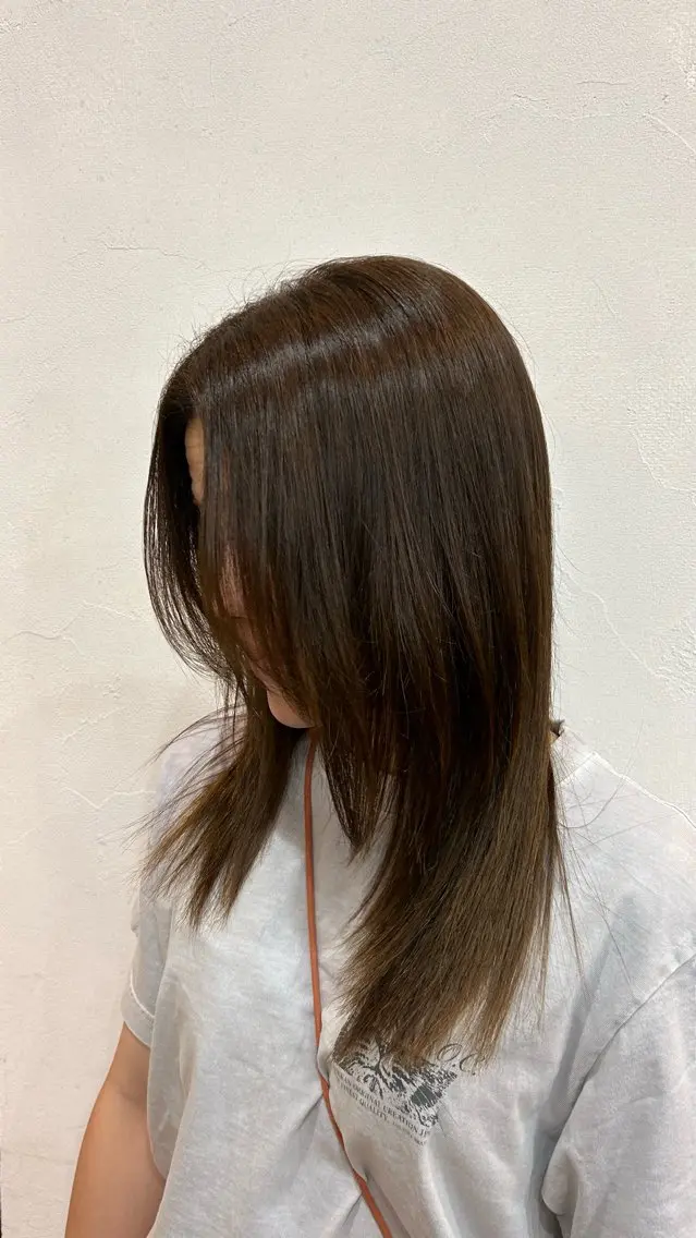 カラー オリーブカラー ヘアカラー 伊禮 沙耶のヘアスタイル