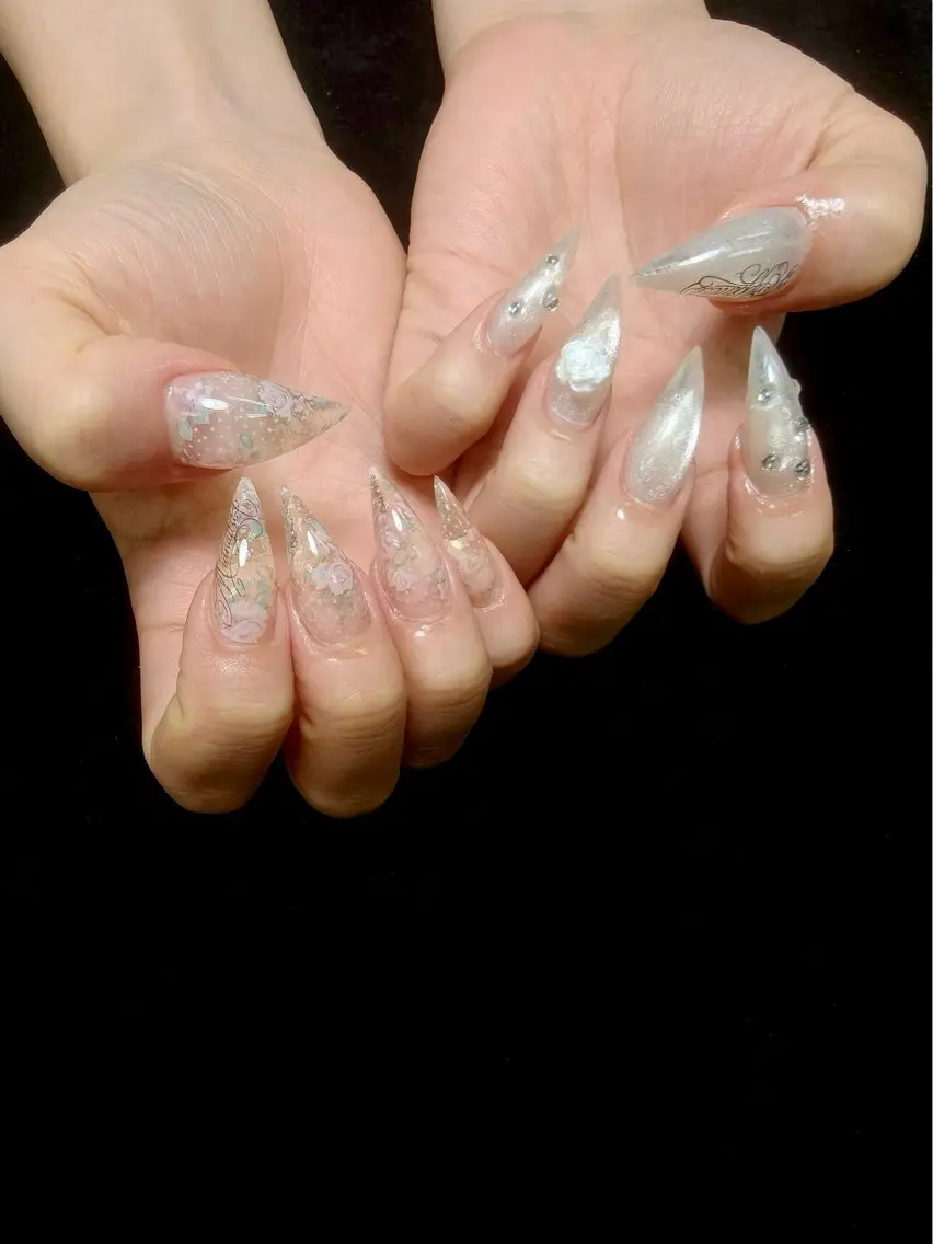 ネイル ハンドネイル ongles chicのネイルデザイン