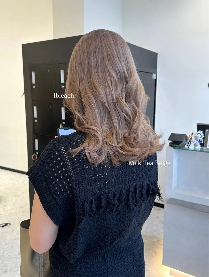 ミディアム カラー ヘアカラー nanami ¦髪質改善¦ブリーチのヘアスタイル