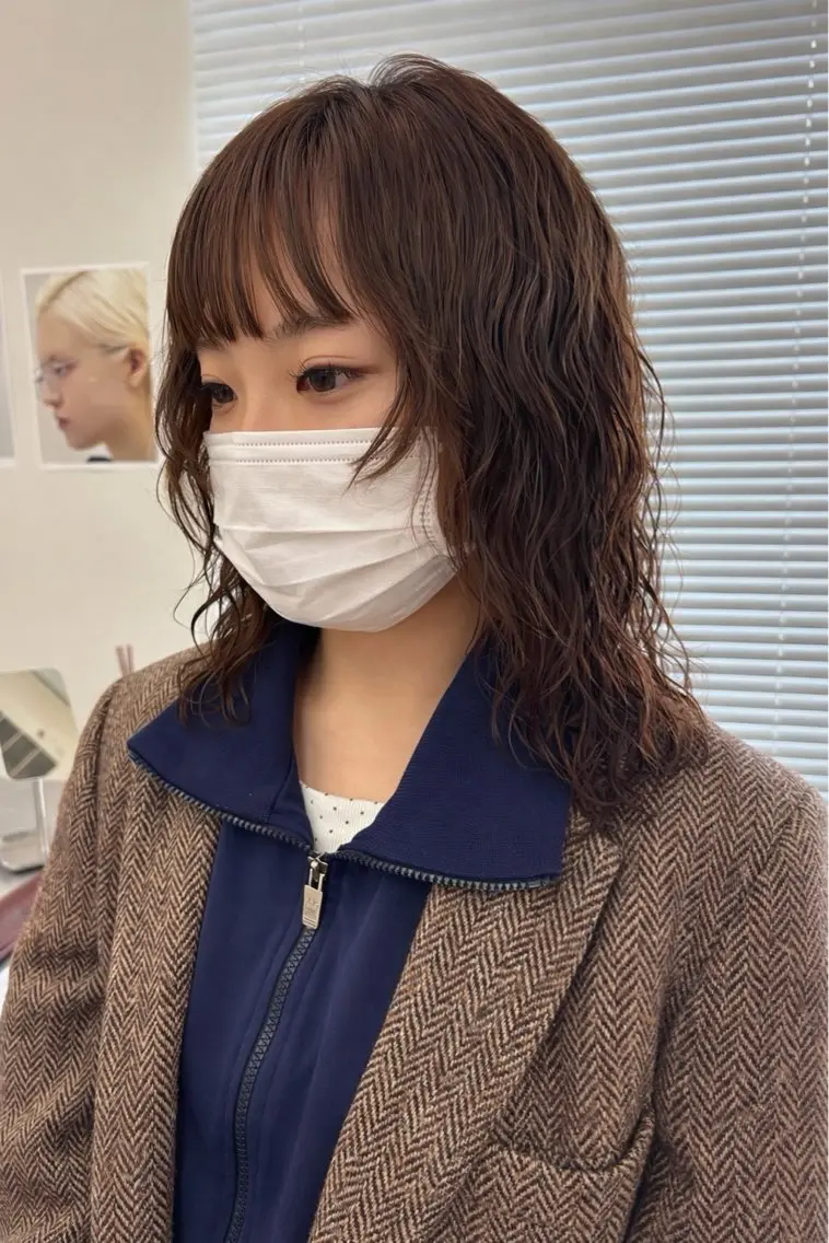 ミディアム ミディアムパーマ レイヤーカット カット パーマ トリートメント 舘谷 愛莉のヘアスタイル
