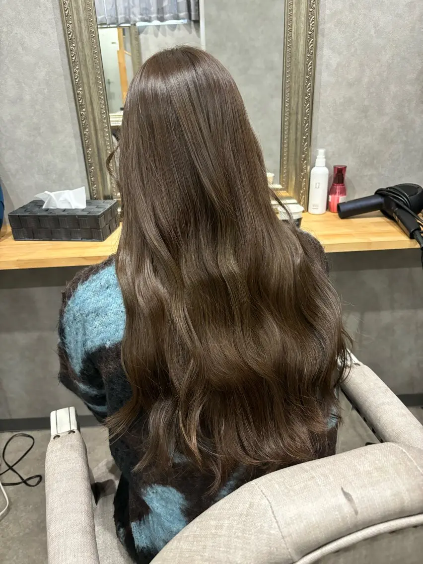 ロング カラー アッシュ アッシュグレー アッシュグレージュ グレージュ ヘアカラー 透明感カラー/ ブリーチ無し/RYOのヘアスタイル
