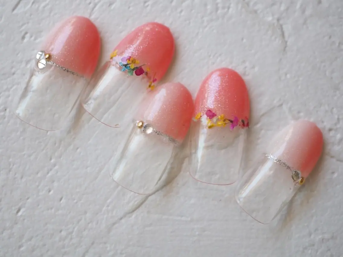 ネイル Nail •Head スパFortunaのネイルデザイン