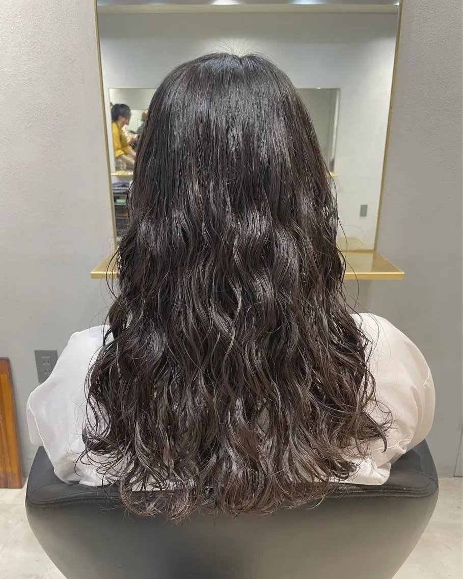 ロング パーマ 髪質改善 ロング 縮毛矯正 デジタルパーマ カット パーマ トリートメント 【表参道】Ruri デジタルパーマのヘアスタイル