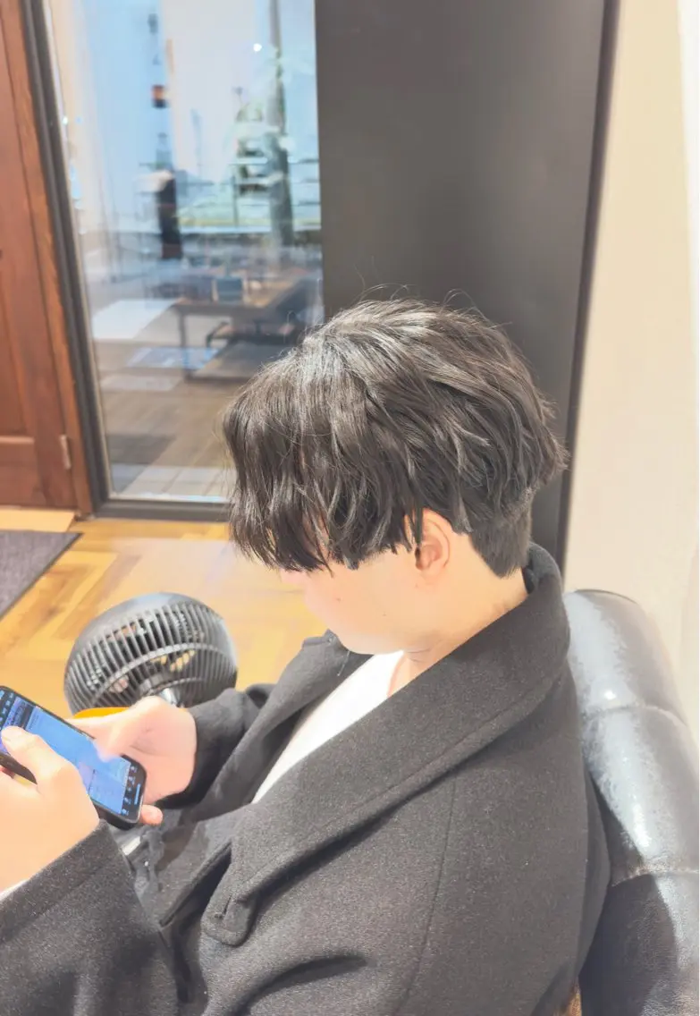 メンズ センターパート 池田 よしあのヘアスタイル