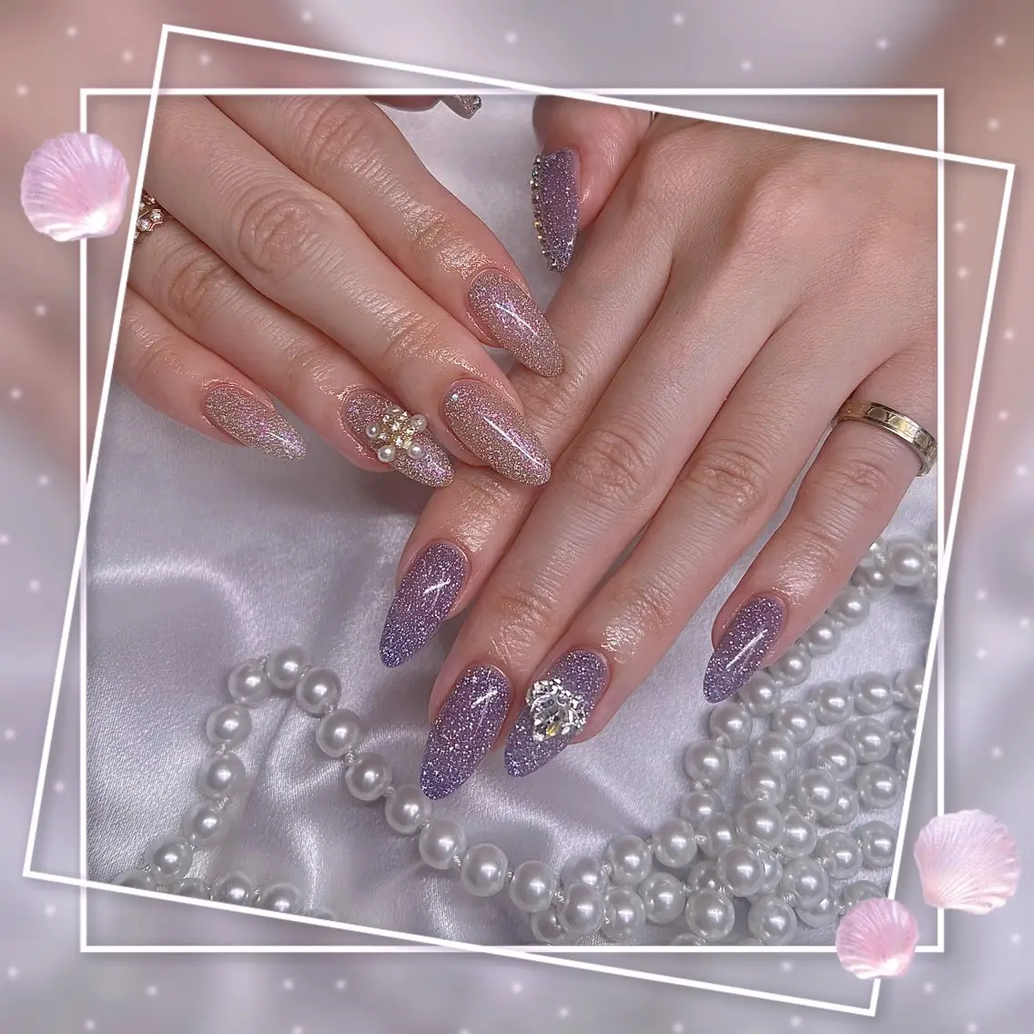 ネイル フレンチネイル グラデーション キラキラネイル 韓国ネイル マグネットネイル ハンドネイル ハンドケア Chill Nailsalonのネイルデザイン