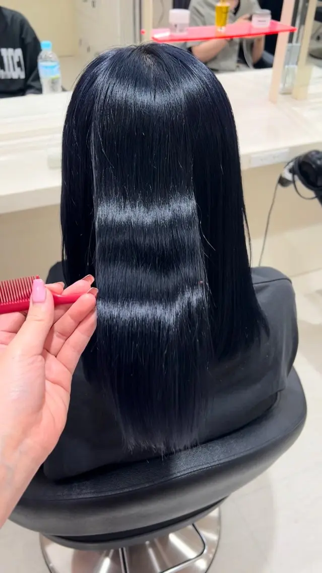 ミディアム カラー ヘアアレンジ 韓国レイヤー&ピンク 艶髪🩶maikoのヘアスタイル