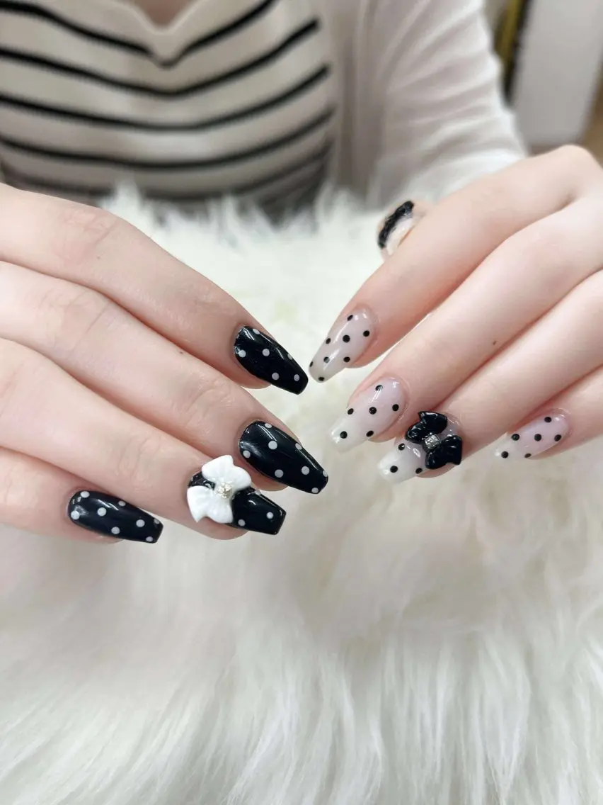 ネイル Rei _Nail 新宿のネイルデザイン