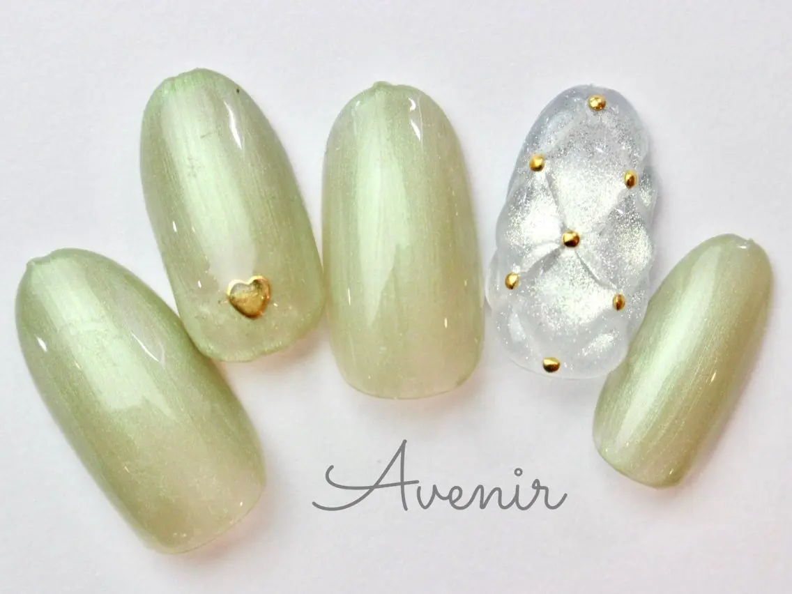 ネイル ハンドネイル Avenir 表参道 nail&eye予約のネイルデザイン
