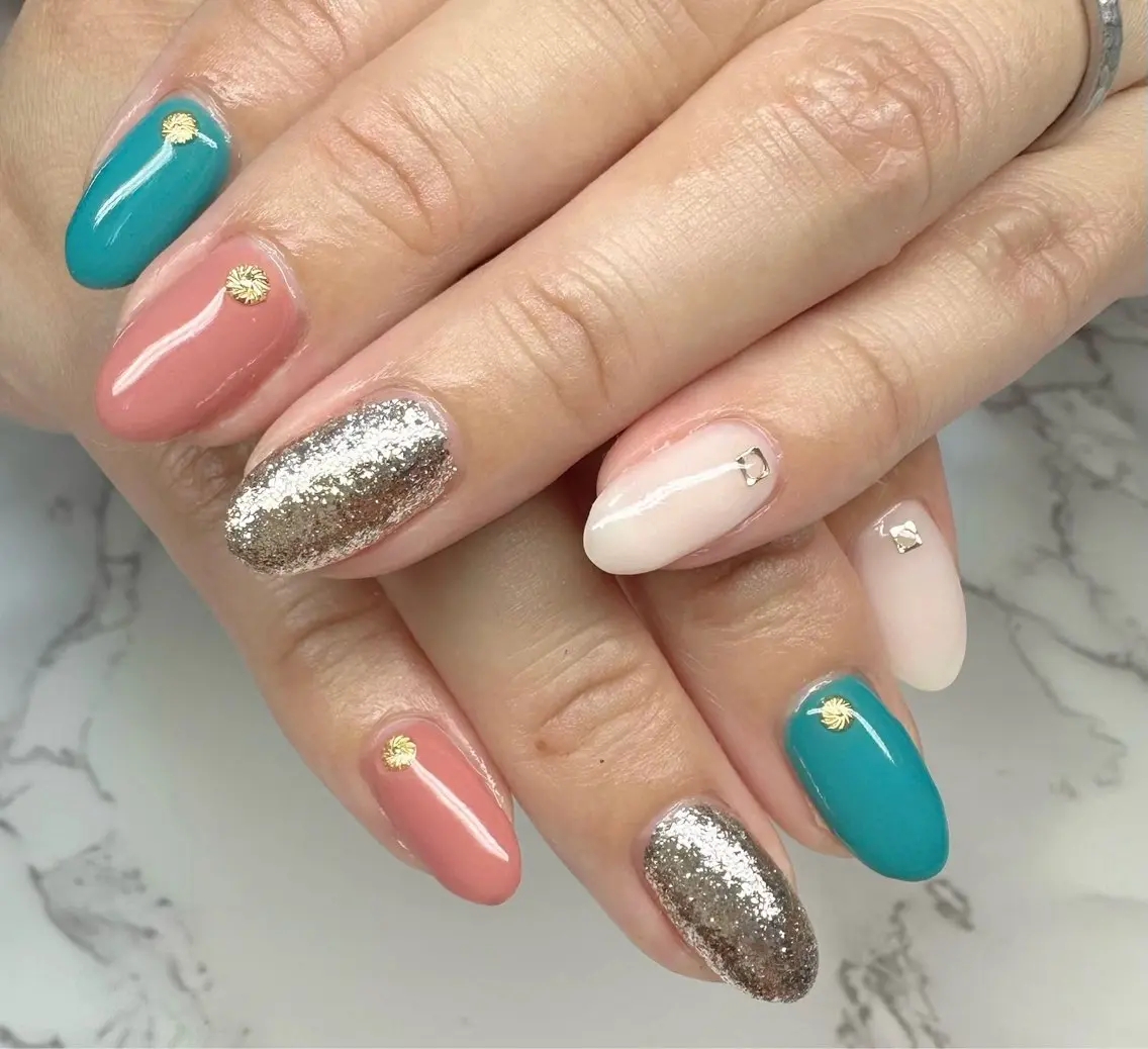 ネイル フレンチネイル キラキラネイル ラメ(グリッター) マグネットネイル マグネットフレンチ Mai’s nailのネイルデザイン