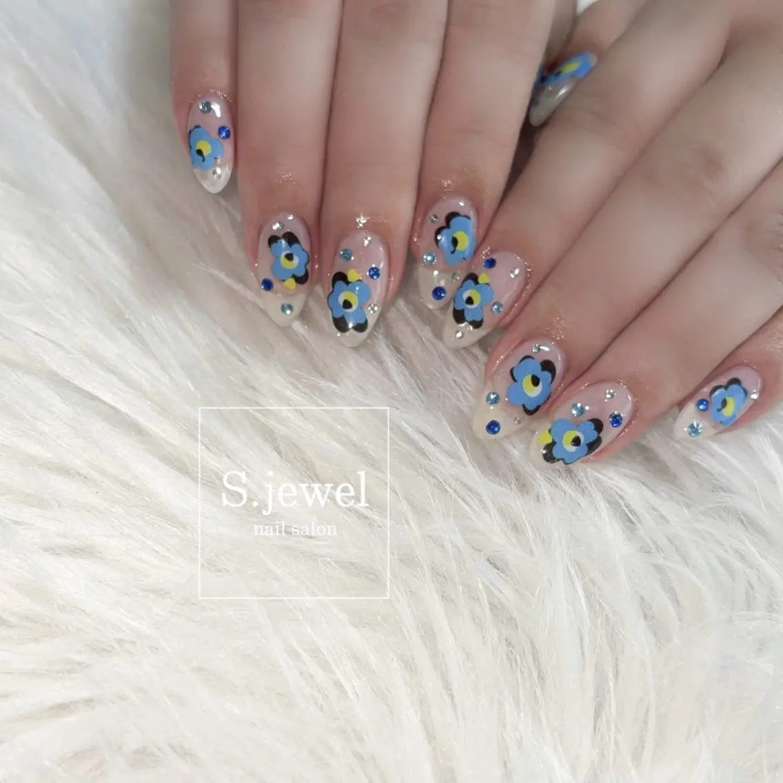ネイル S. JEWELのネイルデザイン