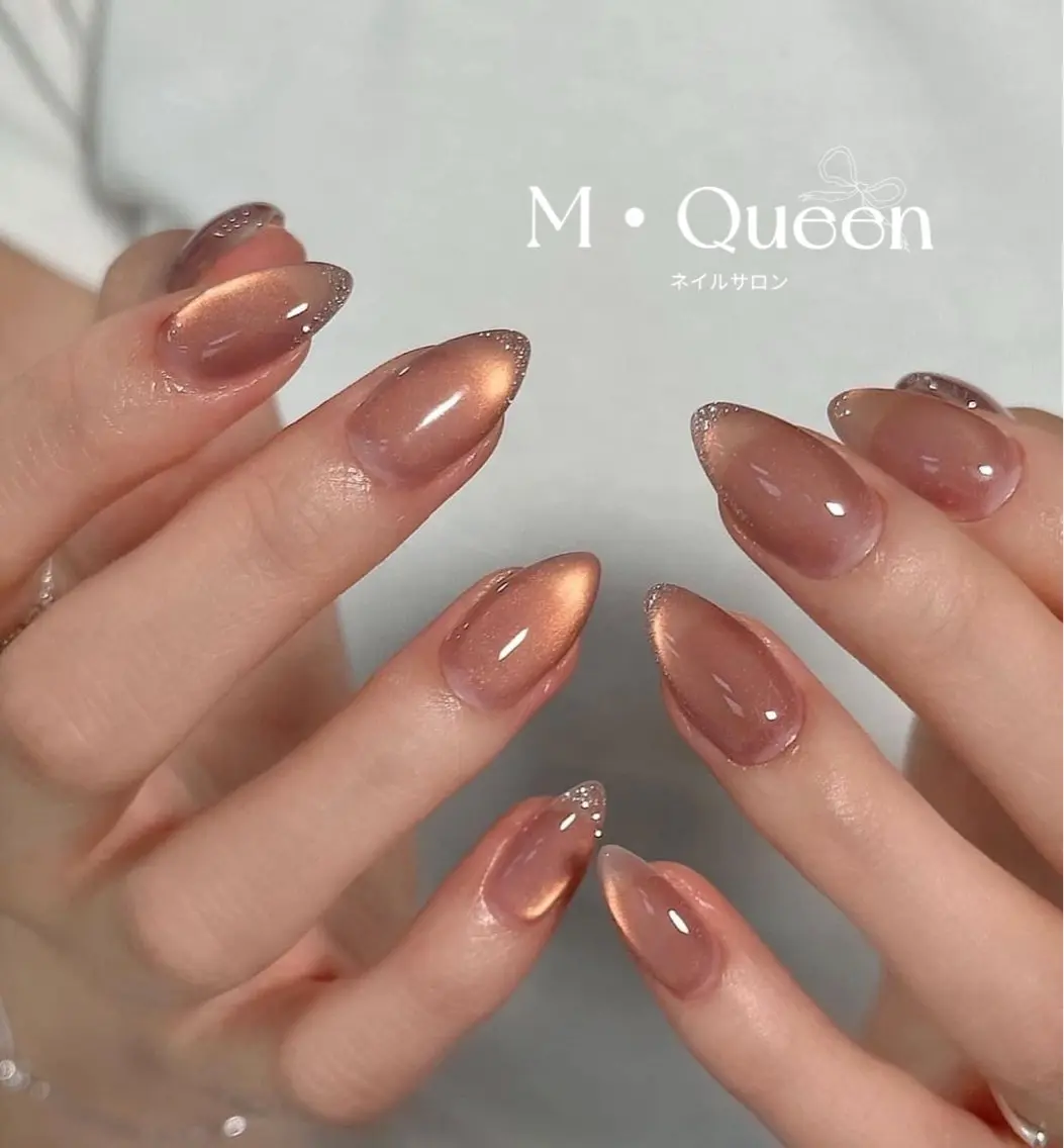 ネイル ハンドネイル MQueen ネイルサロンマルのネイルデザイン