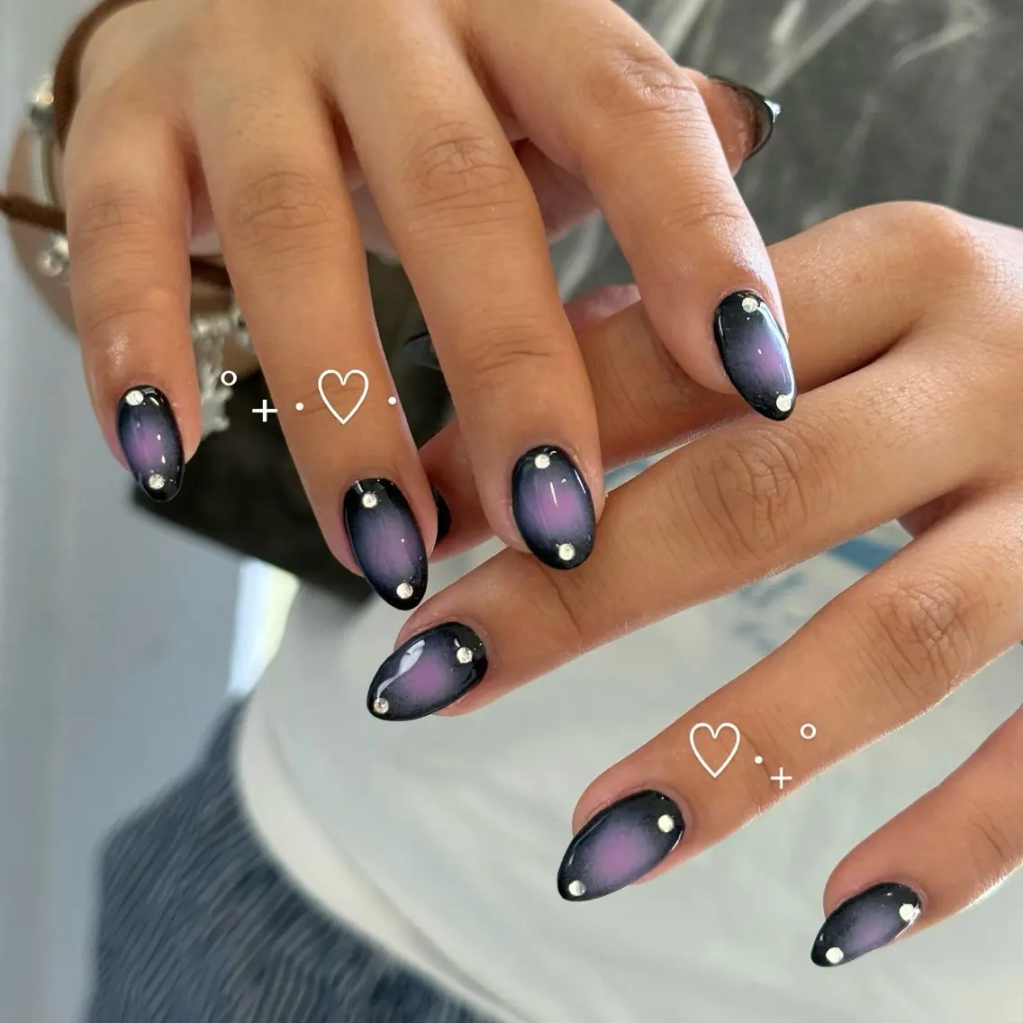 ネイル チークネイル ハンドネイル WOLTOKYO渋谷 yunaのネイルデザイン