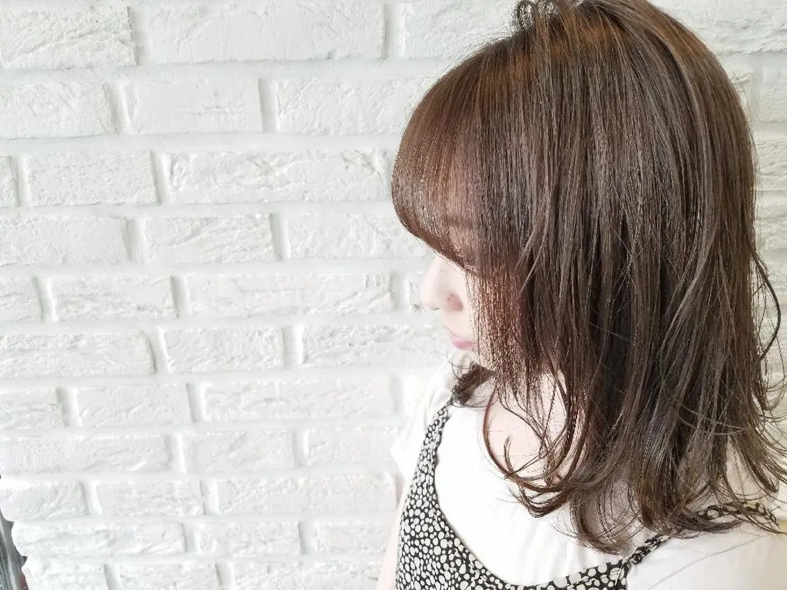 ミディアム カラー ブルーカラー ブルージュ imai（イマイ） /ボブ/パーマのヘアスタイル