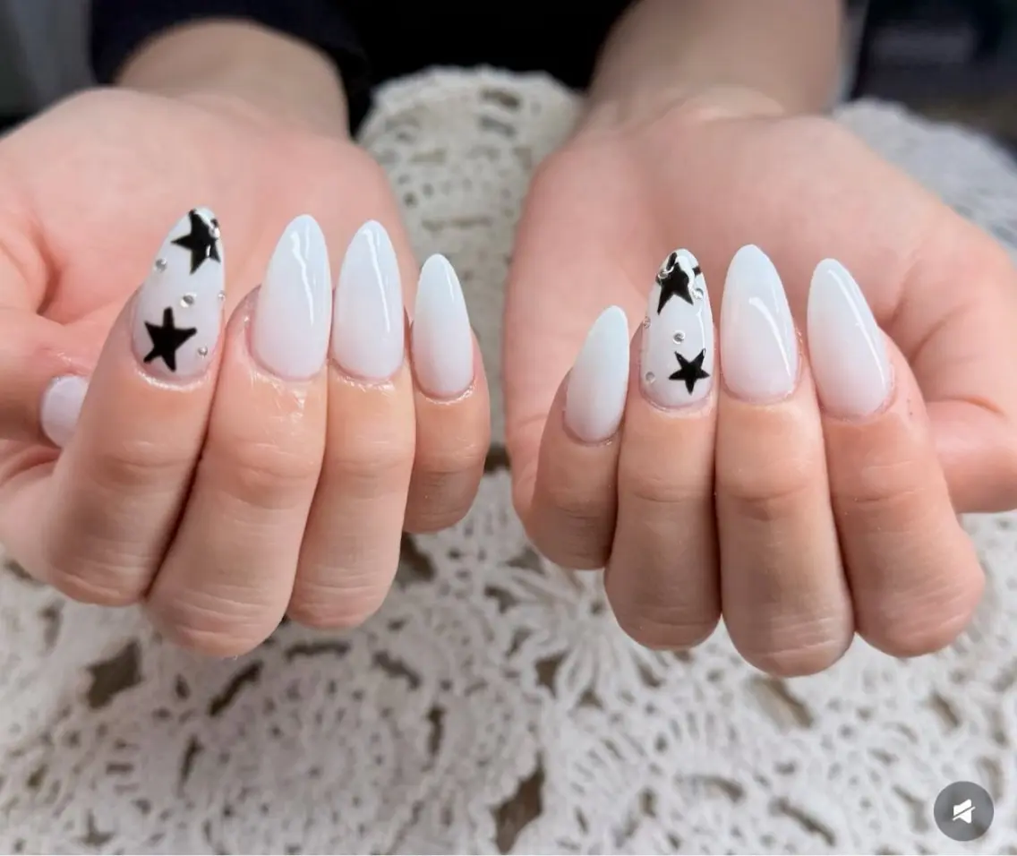 ネイル オーロラネイル べっ甲ネイル チークネイル 成人式 長さ出し ハンドネイル ハンドケア For you. Nail Salonのネイルデザイン