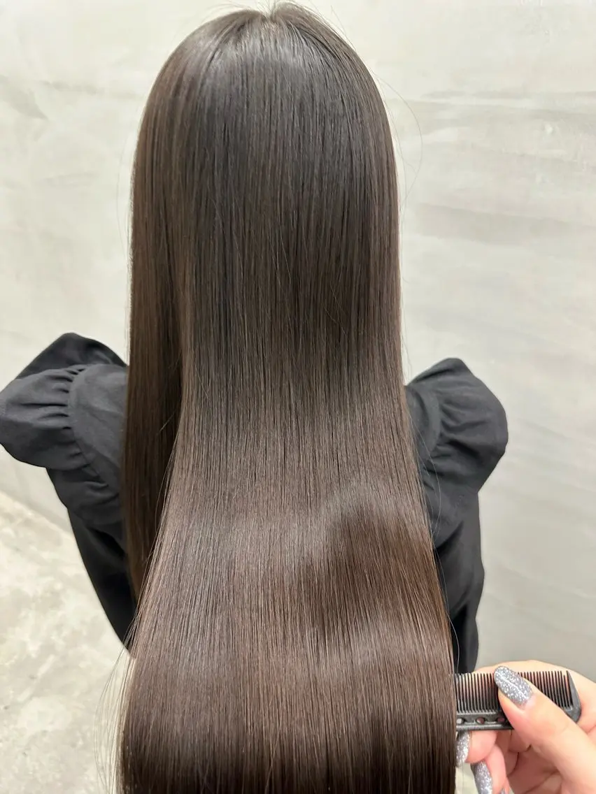 ロング カラー カット ヘアカラー トリートメント 💎 透明感カラー ✨Erina 💎のヘアスタイル
