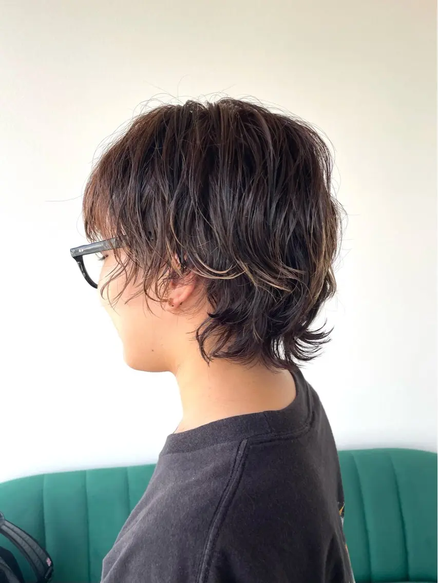 ショート カラー パーマ ブリーチ ショートヘア ウルフカット カット パーマ トリートメント kitin 吉祥寺 山岸花のヘアスタイル