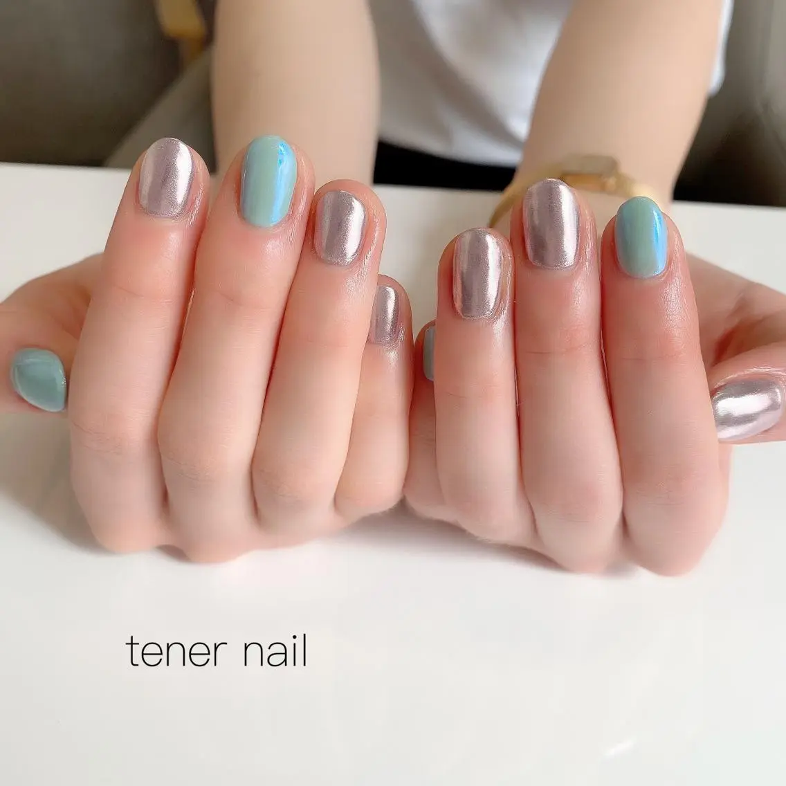 ネイル オーロラネイル ミラーネイル ピンク テネルネイル tener nailのネイルデザイン