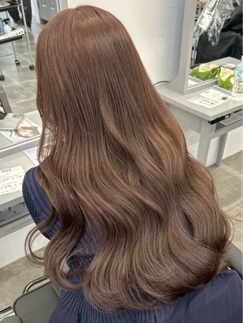 ロング PELE SAKAE さやかのヘアスタイル