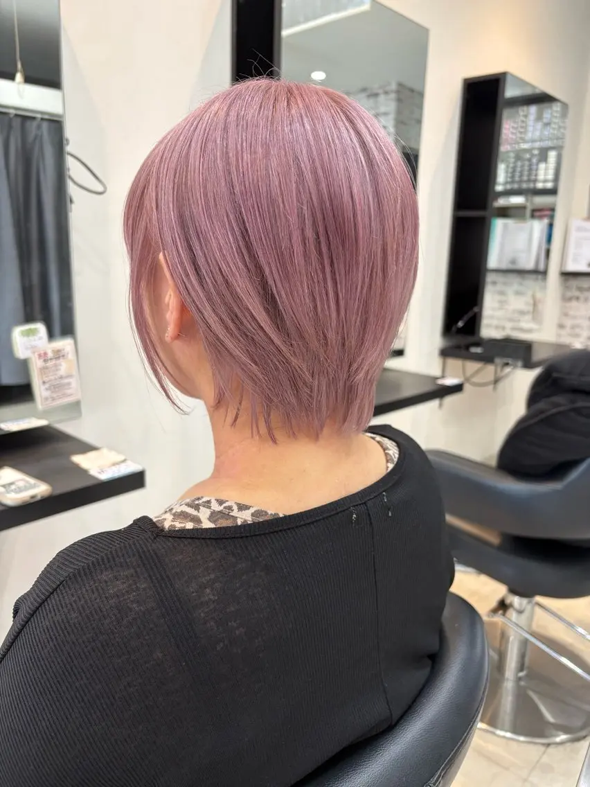ショート カラー ブリーチ ピンクカラー カット ヘアカラー 美容室シャルム⭐️ 清水 勇希🩷のヘアスタイル