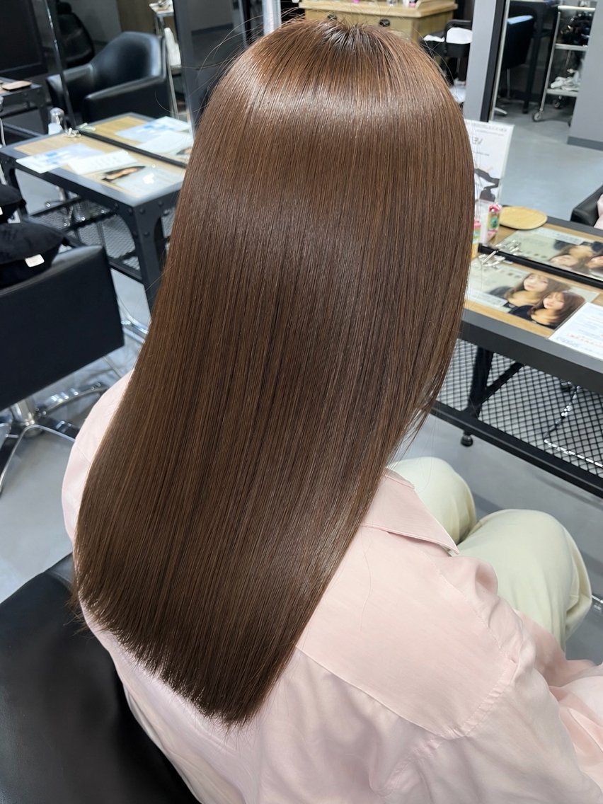 セミロング カット ヘアカラー メノン ナナのヘアスタイル