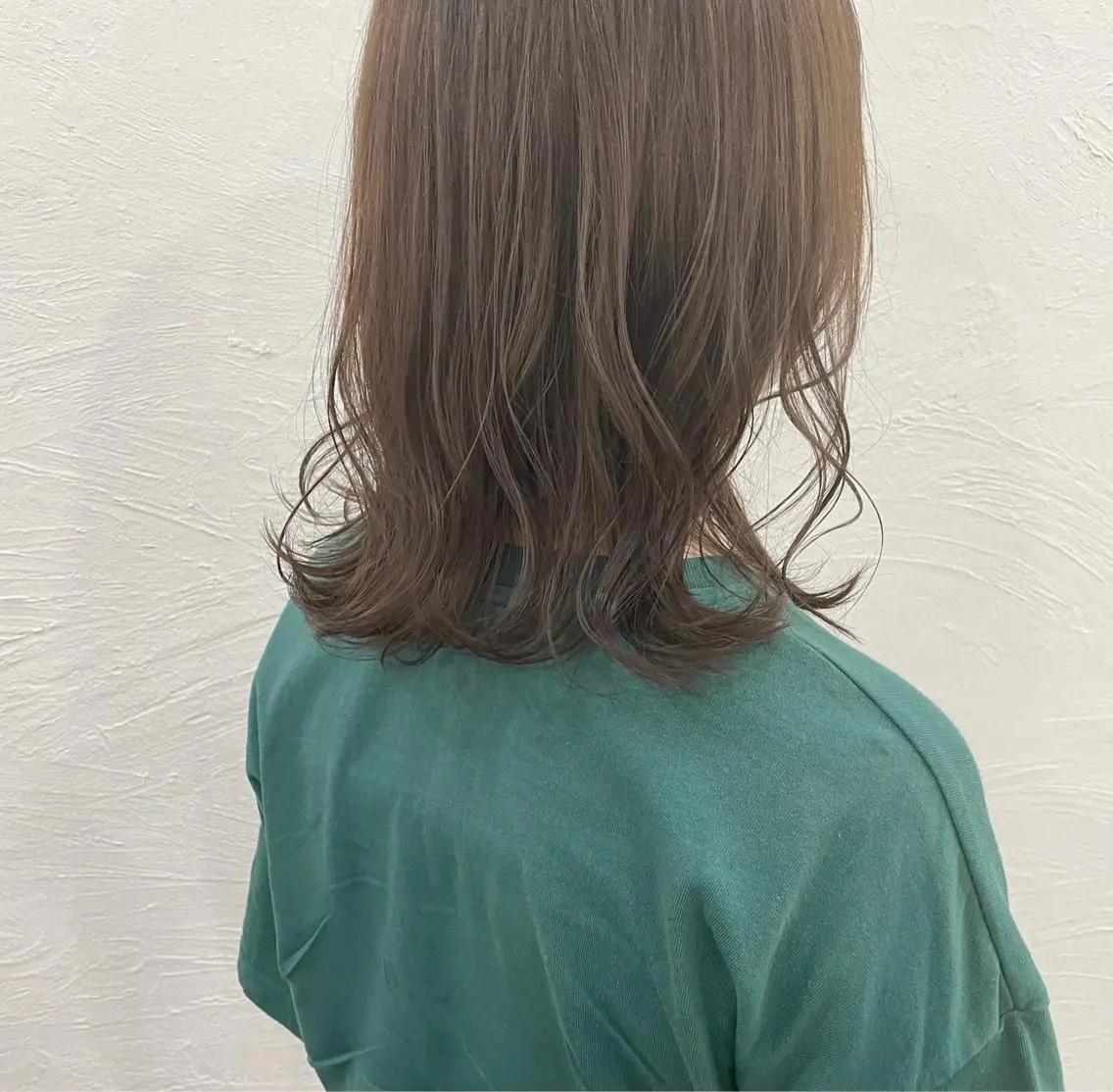 セミロング カラー カット ヘアカラー トリートメント 河野 満月のヘアスタイル