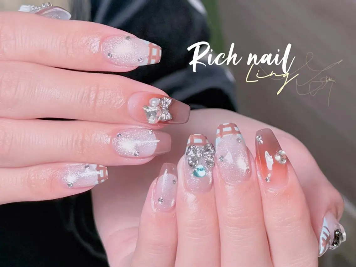 ネイル ハンドネイル ハンドケア Rich Nail 🤲🏻梨央のネイルデザイン