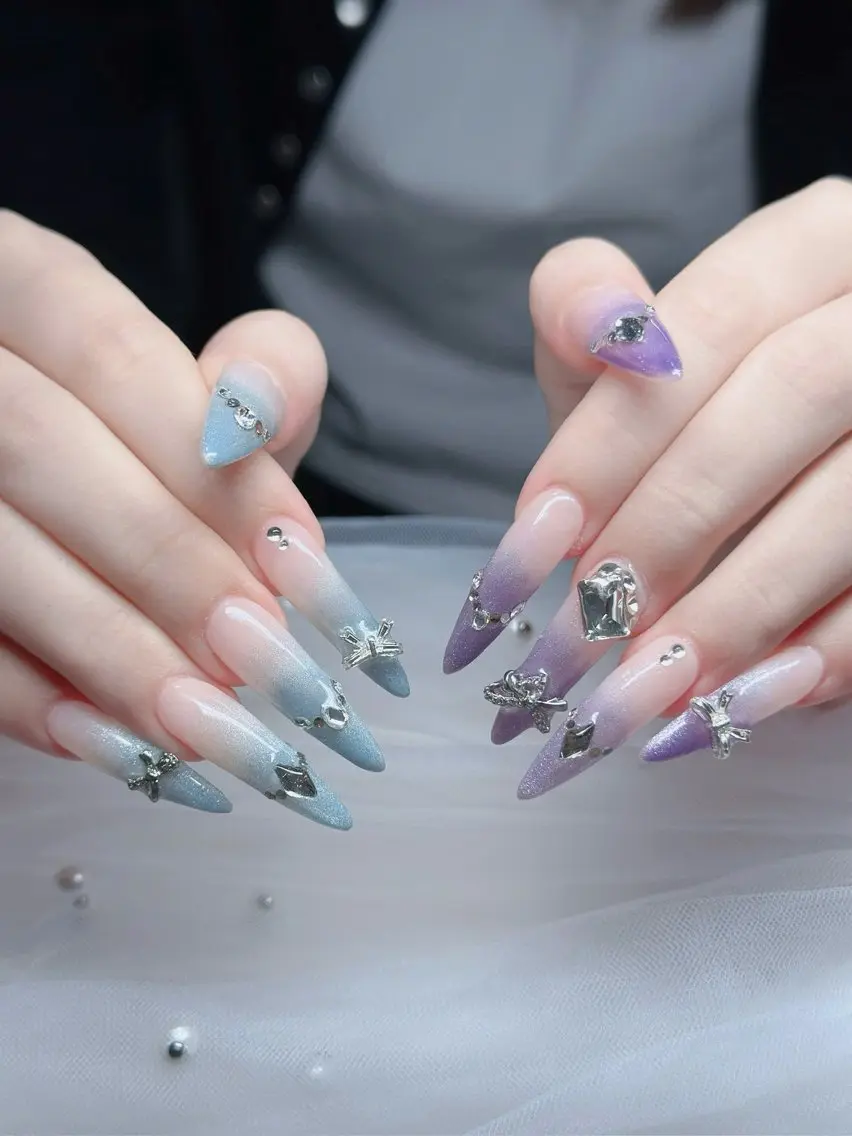ネイル オーロラネイル フレンチネイル ジェルネイル ハロウィン 韓国ネイル ハンドネイル H.baby Nail Salonのネイルデザイン
