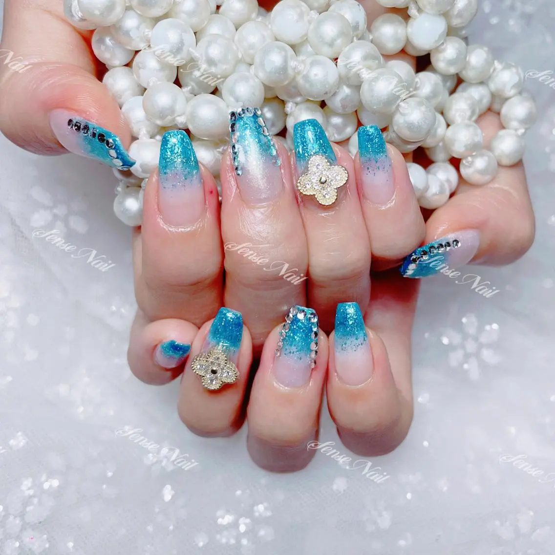 ネイル ハンドネイル ハンドケア Feinn Ink💕のネイルデザイン