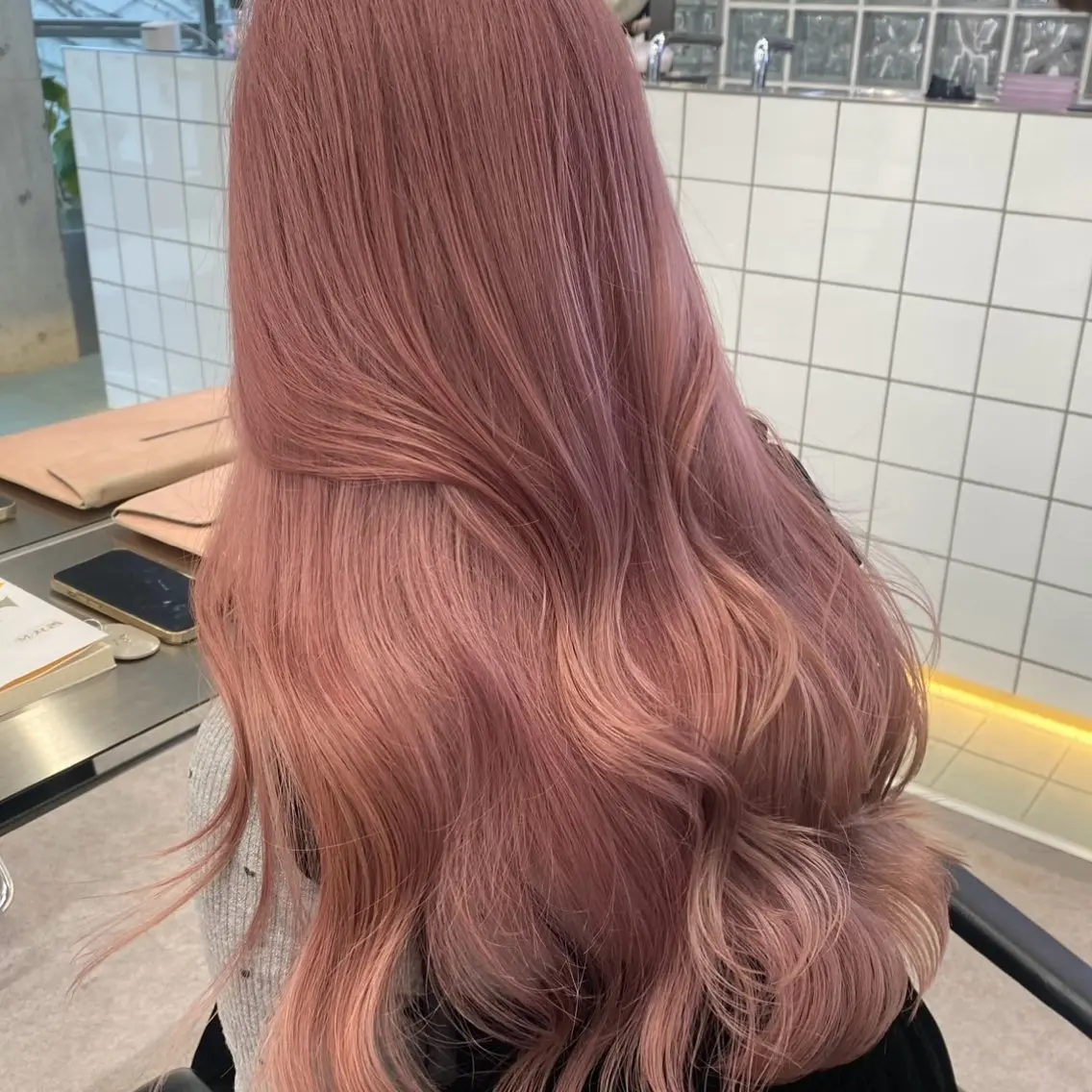 ロング カラー ブリーチ 透明感カラー ヘアカラー ヘーゼルベージュ 🩰🤎miharuのヘアスタイル