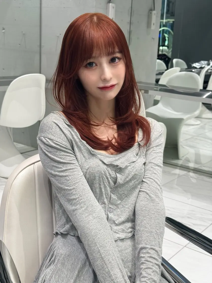 カラー つばさ☁️ 中韓MIXスタイルのヘアスタイル