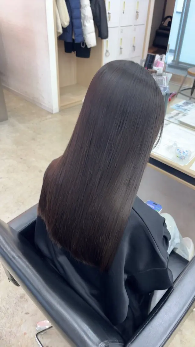 ロング パーマ カット 縮毛矯正 🪽髪質改善矯正 🤍MIU🤍のヘアスタイル