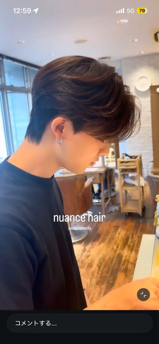 メンズ センターパート メンズ韓国風 中山 翔大のヘアスタイル