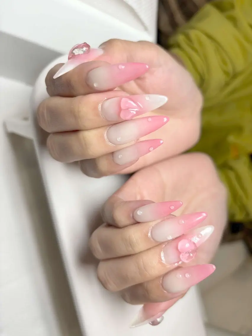 ネイル バレンタイン ハンドネイル LYYM Salonのネイルデザイン