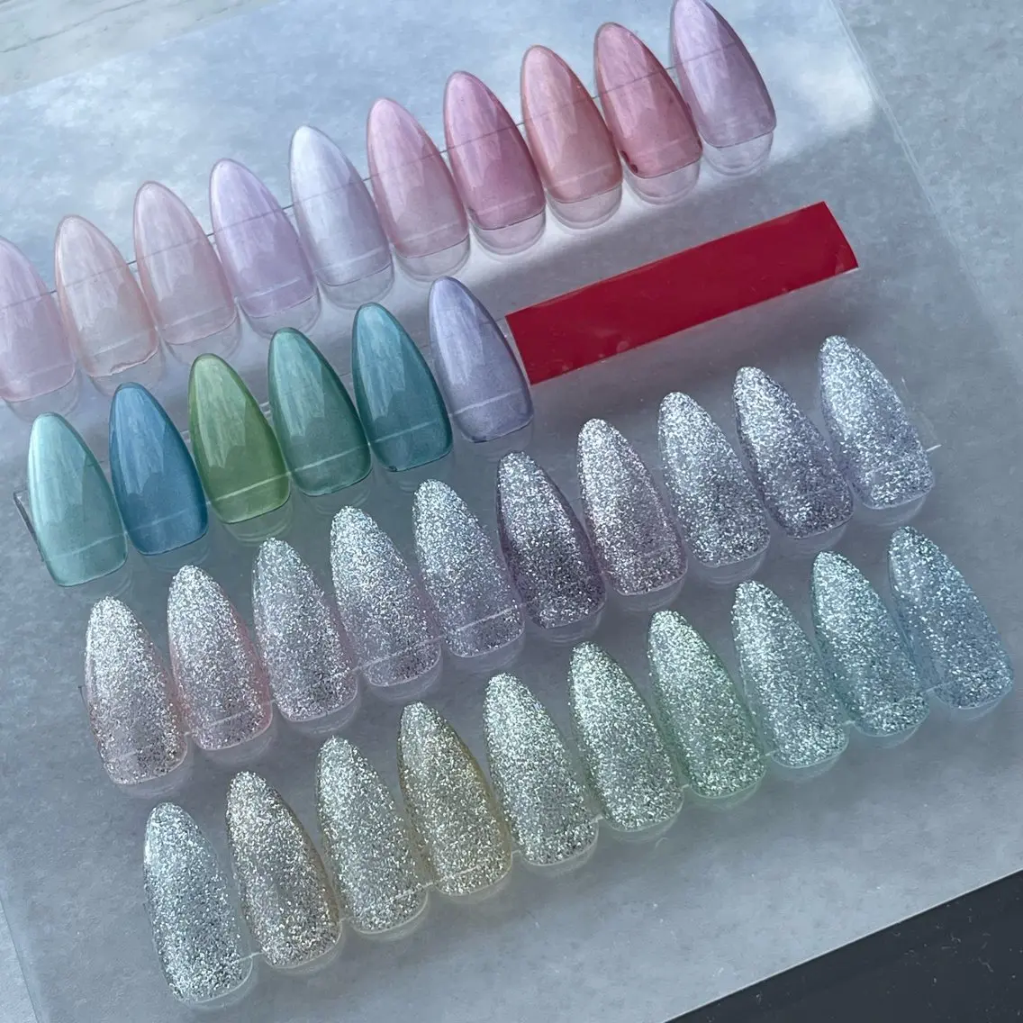 ネイル マグネットネイル RE SALONのネイルデザイン
