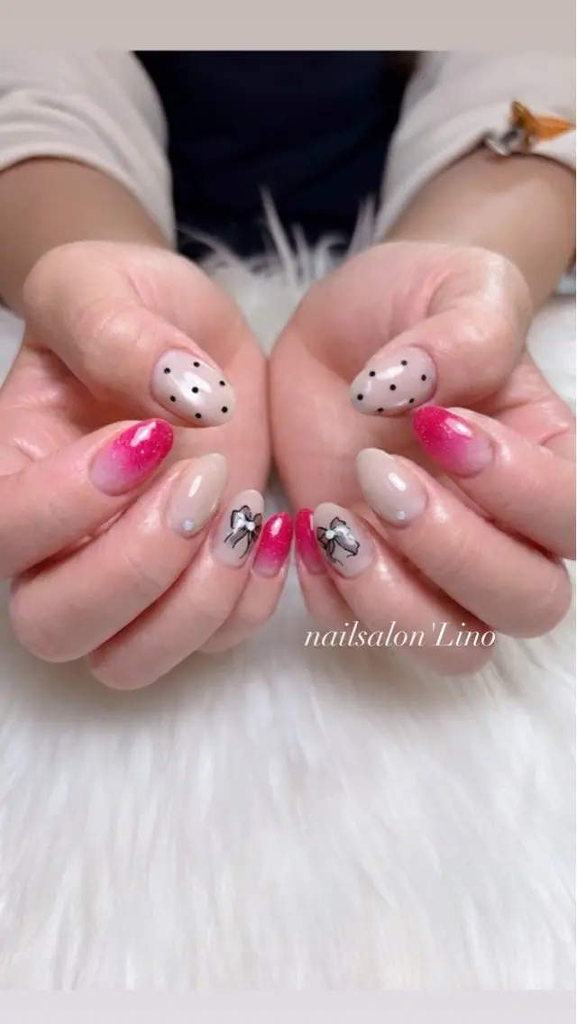 ネイル フラッシュネイル ピンク シンプルネイル ホワイト Lino𓂃⟡.· Chizuruのネイルデザイン