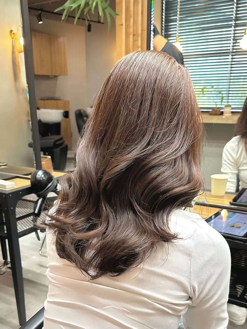 セミロング カット ヘアカラー トリートメント HIROKI /艶カラー/カットのヘアスタイル
