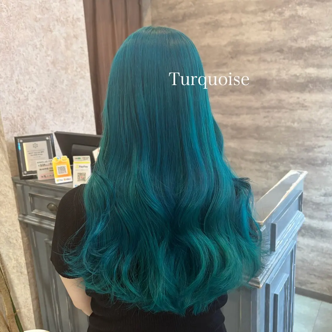 ロング カラー ベージュカラー ブリーチ ブルーカラー ダブルカラー グラデーションカラー Blanco Color&Careのヘアスタイル