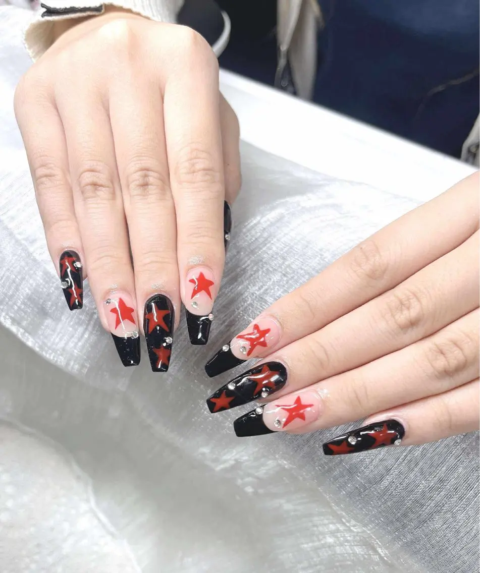 ネイル ハンドネイル Lee Nailsのネイルデザイン