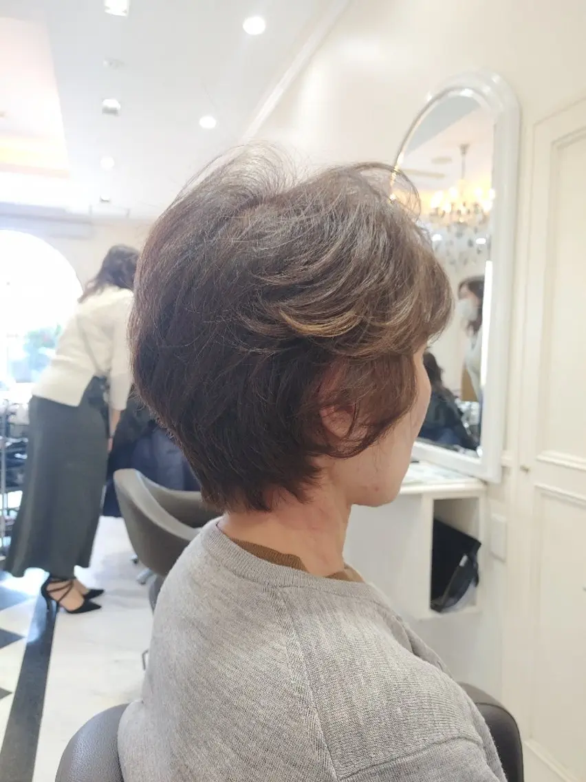 ショート トリートメント パーマ 中村 裕昭のヘアスタイル