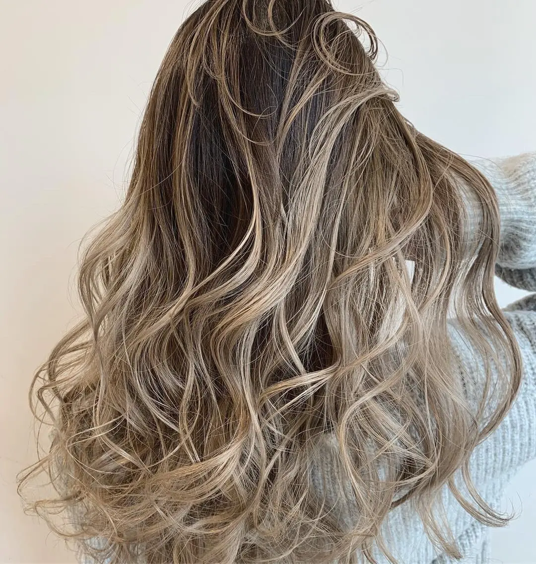 ロング カラー ヘアアレンジ 阿部 圭悟のヘアスタイル