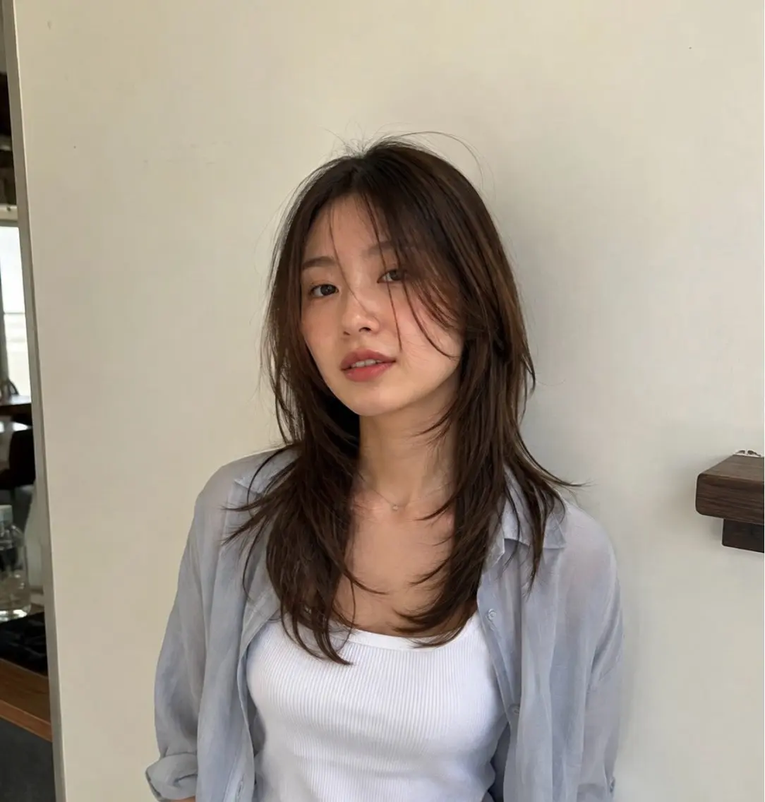 セミロング 清水 柊人のヘアスタイル