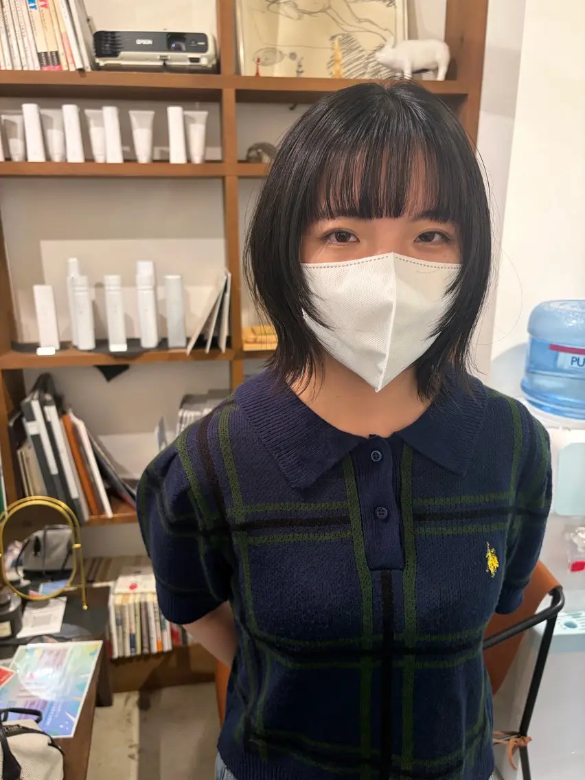 ミディアム レイヤーカット カット カットモデル募集 西川二葉のヘアスタイル