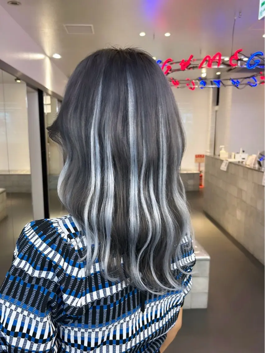 ロング ボブ エクステ 外国人風カラー 卒業式のヘアスタイル レイヤーカット カット ヘアカラー エクステ MiRI💜地毛級 エクステ✖似合わせ技のヘアスタイル